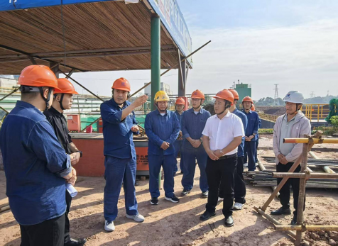 傅利才、郭春建到化工園區(qū)項(xiàng)目現(xiàn)場(chǎng)開(kāi)展節(jié)前安全檢查